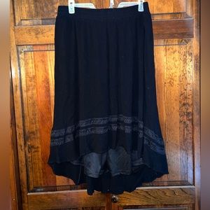 Torrid high-low skirt size 2